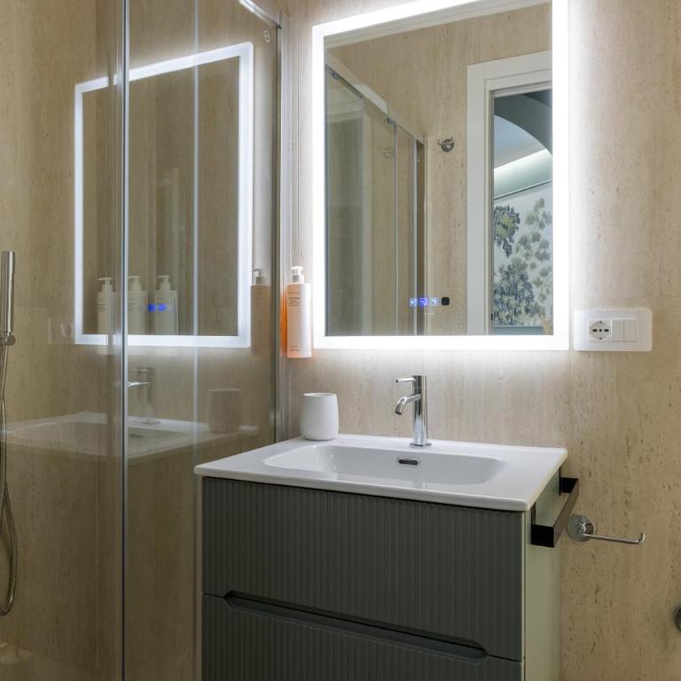 Luxury Apartment with Private Hot Tub & Sauna - Magnifica Homes - Appartamento Premium con 3 Camere da Letto - 27