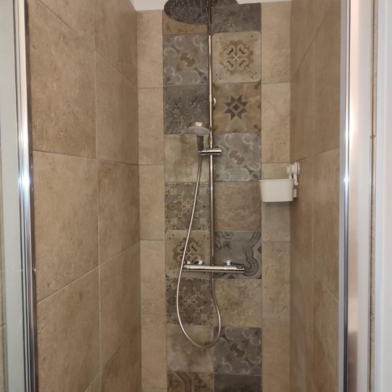T4 Hausmanien Calme Jardin Alexandre Place de la Liberté - Appartement - 6
