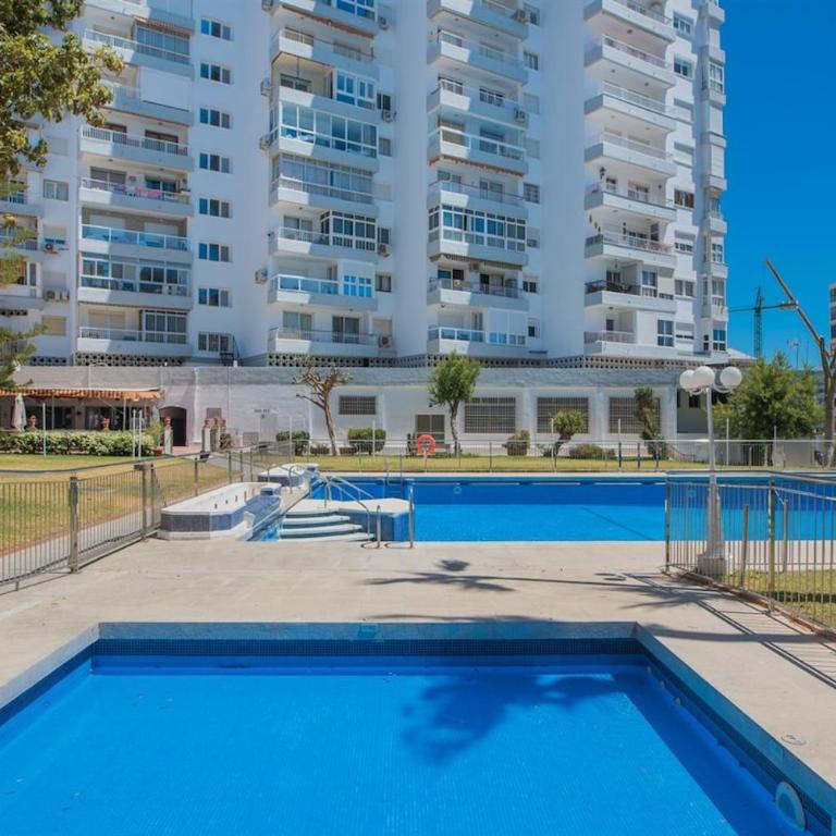 Sea-view apartment with Pool next to marina & beach - Apartamento de 3 dormitorios con vistas al mar - 27
