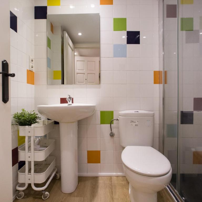Apartamento Puerta del Camino 5 - PATIO y WIFI - Apartamento de 2 dormitorios - 26