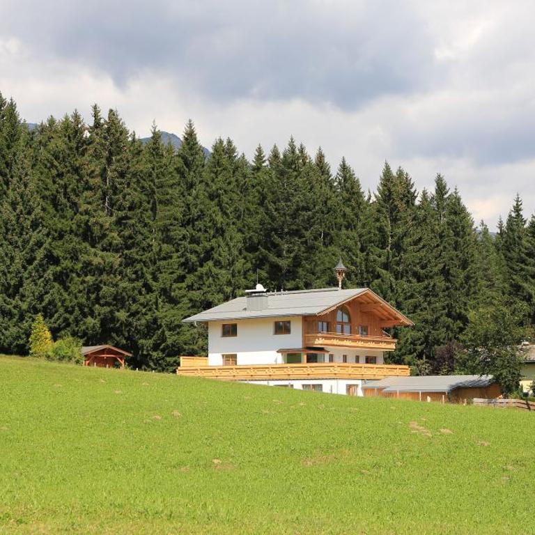 Chalet Findeisen - Apartment with Balcony - 17