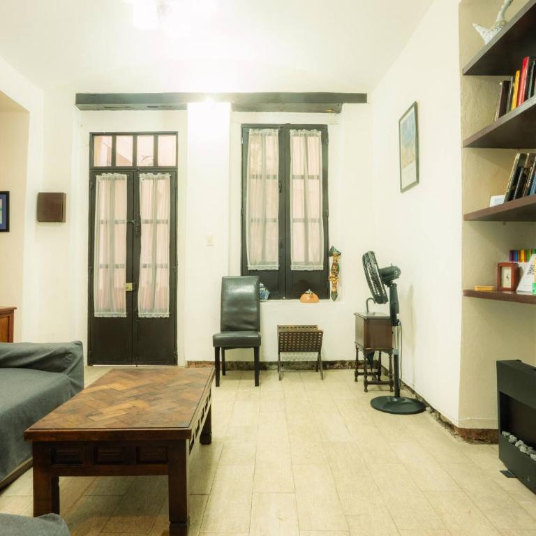 Casa colonial en el corazón del Centro Histórico - Three-Bedroom House - 17