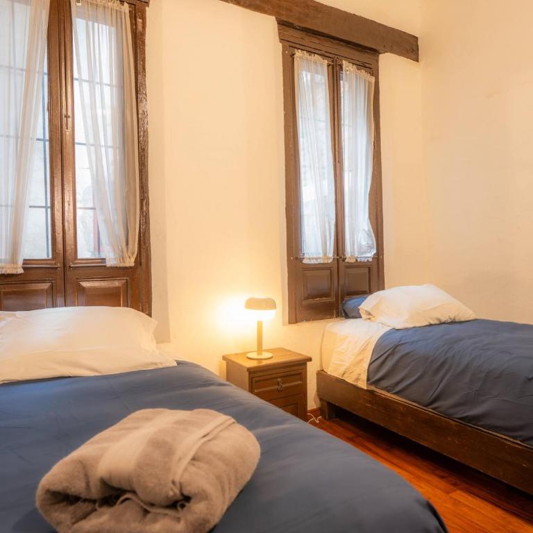 Casa colonial en el corazón del Centro Histórico - Three-Bedroom House - 32