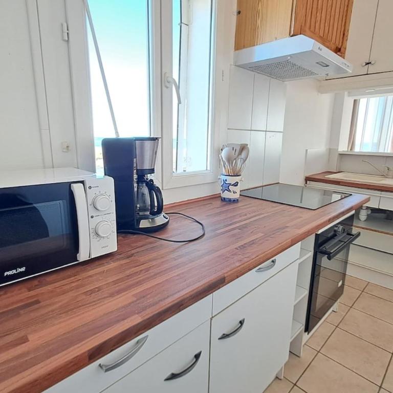 La Mer'Veilleuse pour 4 personnes WIFI et vue mer - Appartement - 5