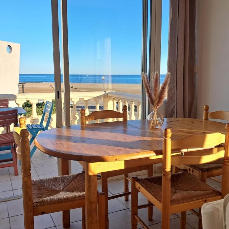 La Mer'Veilleuse pour 4 personnes WIFI et vue mer - Appartement - 10