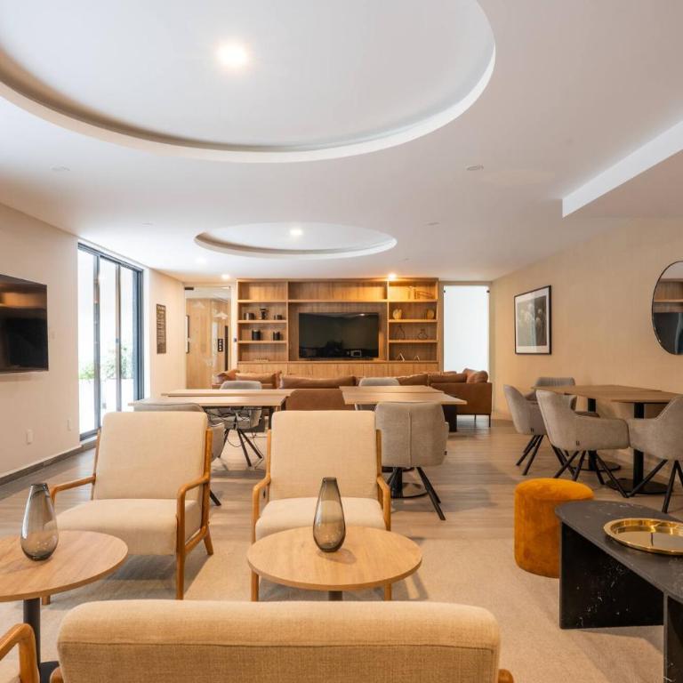 Luxury 2BR with Pool, Gym & Coworking - Two-Bedroom Apartment - 6