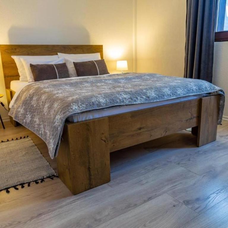 Apartmani Mont Jahorina - Double Room with Balcony - 6