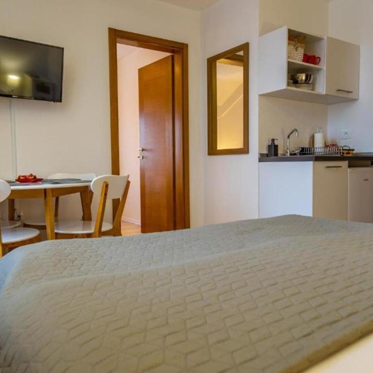 Apartmani Mont Jahorina - Apartment with Terrace - 6