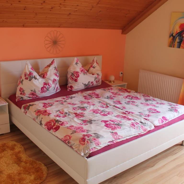 Haus zur Sonne - Doppelzimmer mit Bergblick - 3