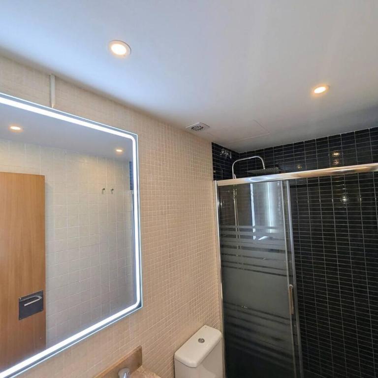 Relax en Lloret con Gym y Piscina by Host&Joy - Apartamento de 1 dormitorio - 11