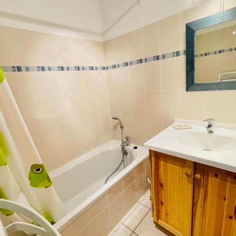 Nice Cosy Apt With Balcony In Briançon - Appartement - 12