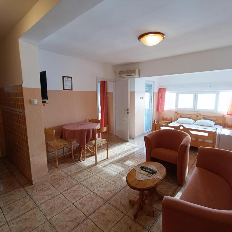 Apartmani Šaltić - Apartman sa 1 Spavaćom Sobom, Pogledom na More i Balkonom - 8