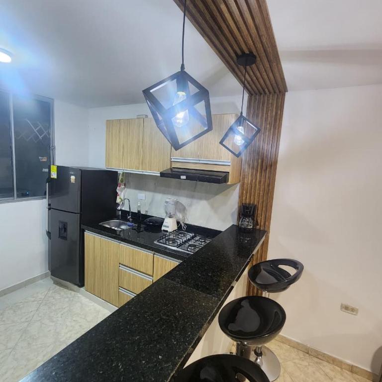 Apto a pasos del CC Delacuesta - Two-Bedroom Apartment - 5