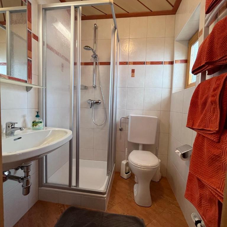 Badmeisterhof - Dreibettzimmer mit Bergblick - 2
