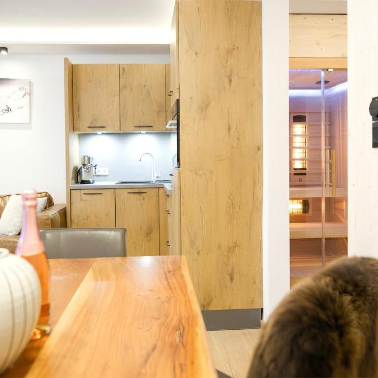 NĀVA PLACE Premium Alpine Apartment in Kaprun - Private Sauna, Peaceful Location, Near Glacier & WIFI - Apartment mit 1 Schlafzimmer - 6