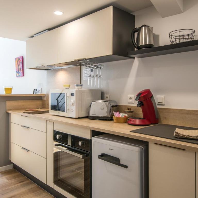 LA SUITE terrasse, wifi,parking,clim - Appartement 1 Chambre - 14