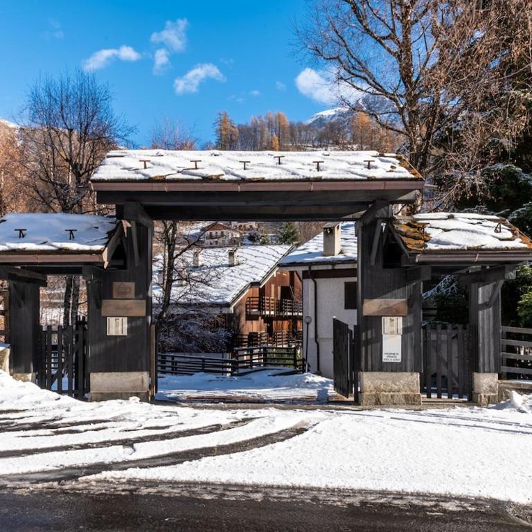 MCX Vacation Rental - La Mansardina Di Crepìn in Valtournenche with modern comforts just 3 minutes from the cable cars! - Apartment mit 2 Schlafzimmern und Aussicht - 33