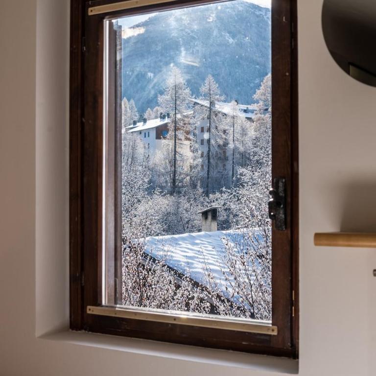 MCX Vacation Rental - La Mansardina Di Crepìn in Valtournenche with modern comforts just 3 minutes from the cable cars! - Apartment mit 2 Schlafzimmern und Aussicht - 18