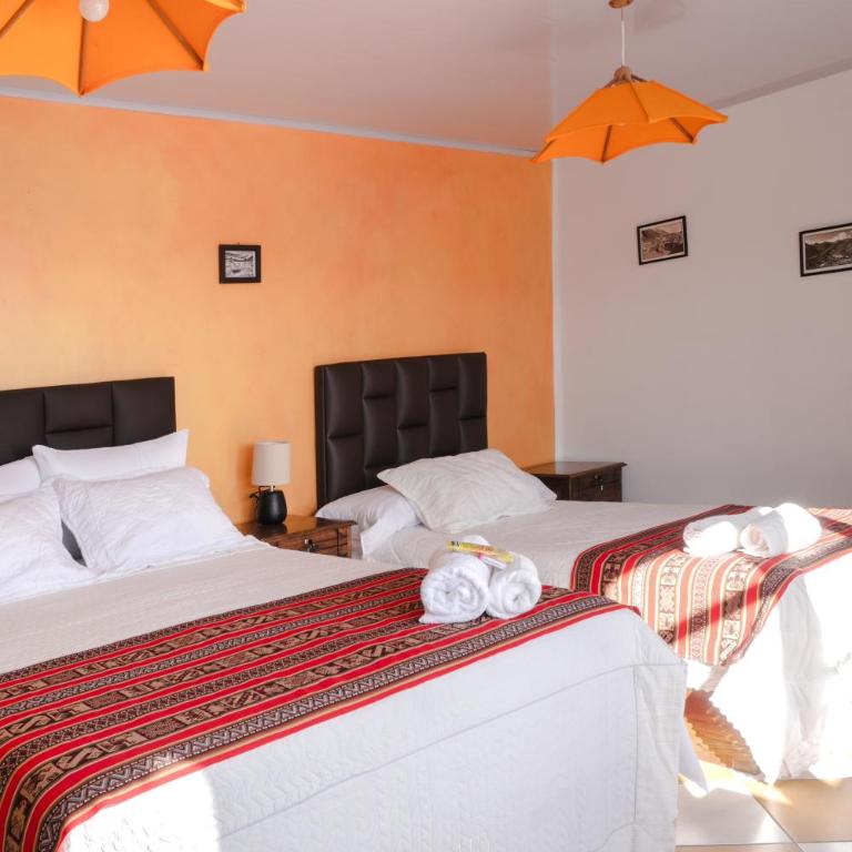 La Selenita - Basic Triple Room with Shared Bathroom - 2