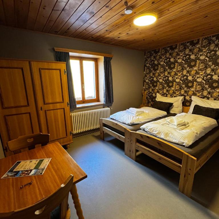 Familiehotel La Randulina - Standard Doppelzimmer mit Gemeinschaftsbad - 2