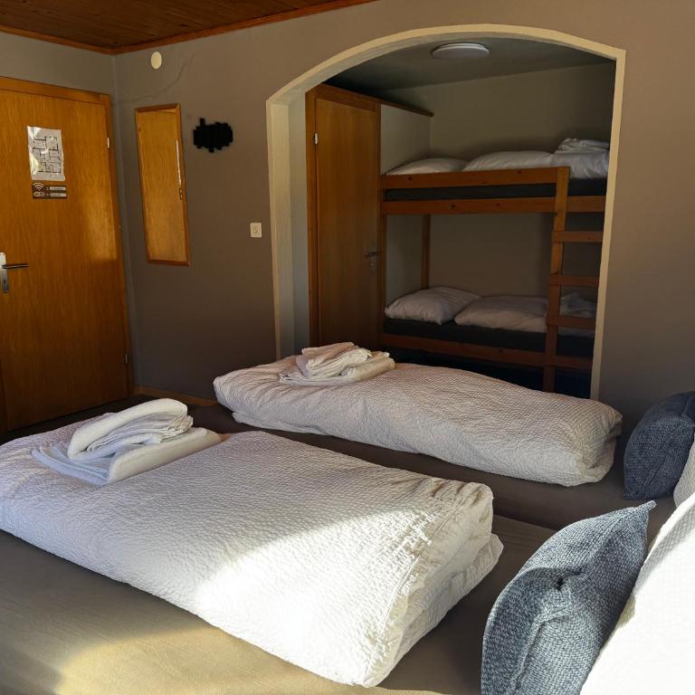 Familiehotel La Randulina - Familienzimmer mit Dusche - 1