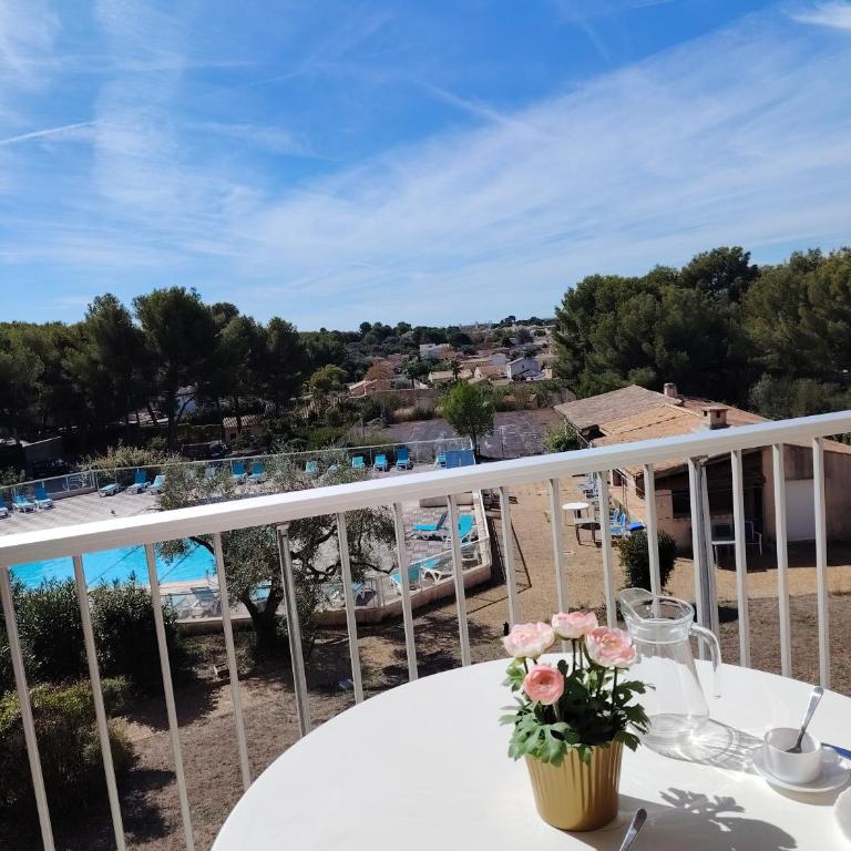 Les Hauts de Balaruc - Appartement - Vue sur Piscine - 13