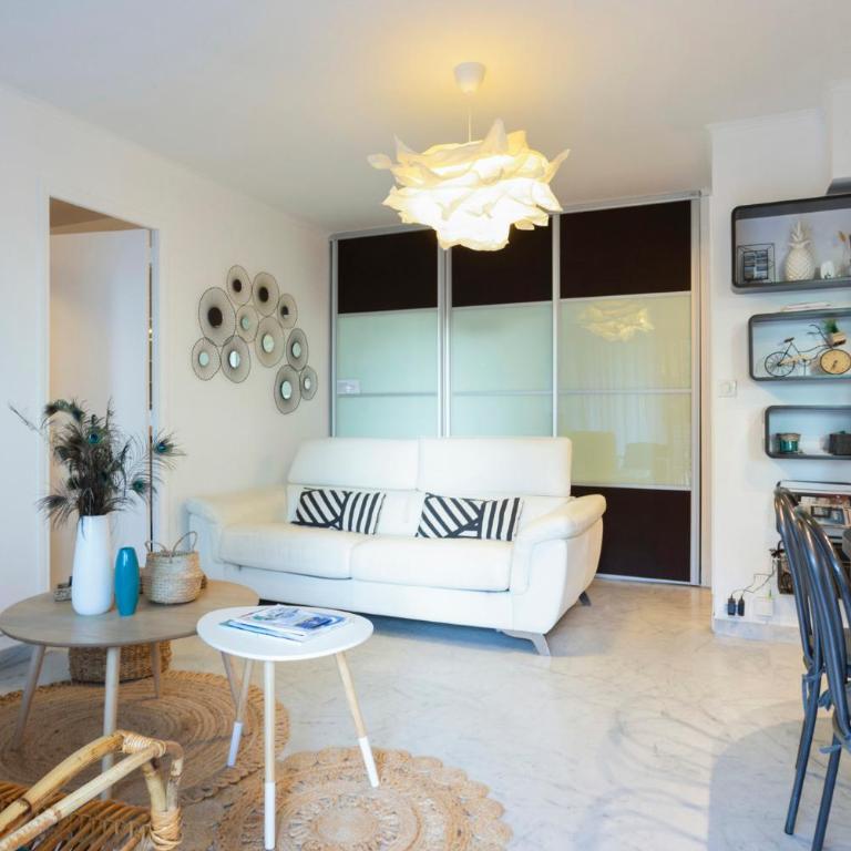 Chez Sandrine - Superbe T2 en centre ville à 100m des plages - Appartamento con 1 Camera da Letto - 19