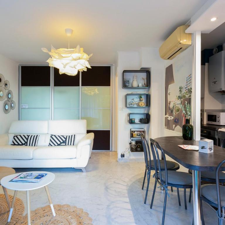 Chez Sandrine - Superbe T2 en centre ville à 100m des plages - Appartamento con 1 Camera da Letto - 3