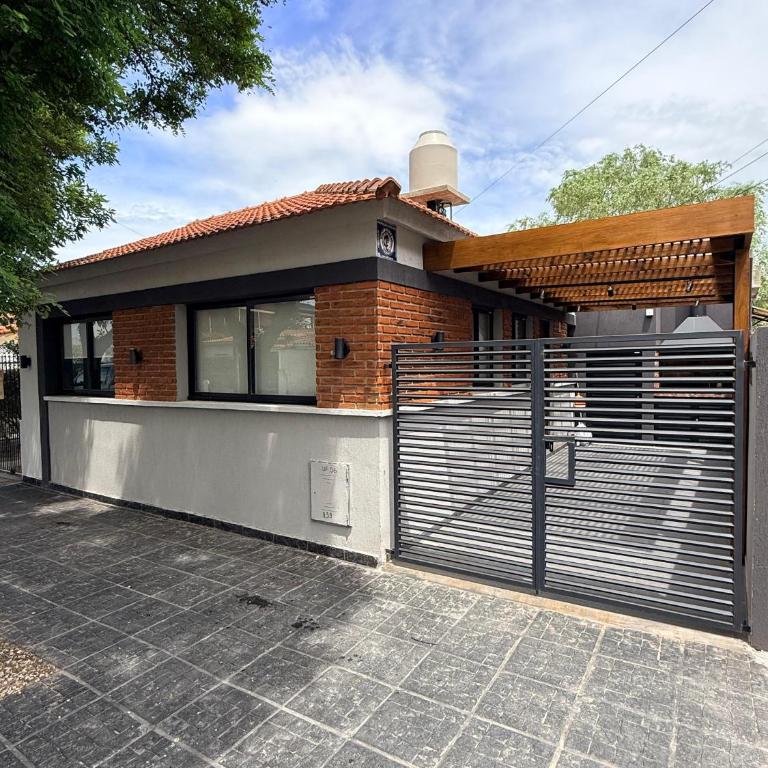 CASA PARA 4 PERSONAS, santa teresita - Casa de 2 dormitorios - 1
