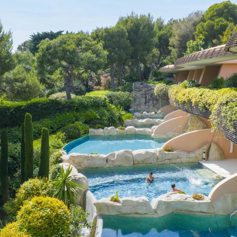 Grand-Hôtel du Cap-Ferrat, A Four Seasons Hotel - Suite Lit King-Size avec Terrasse et Piscine - 1