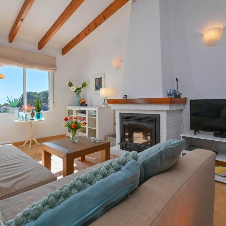 Casa Basta by Theka Services - Two-Bedroom House - 3