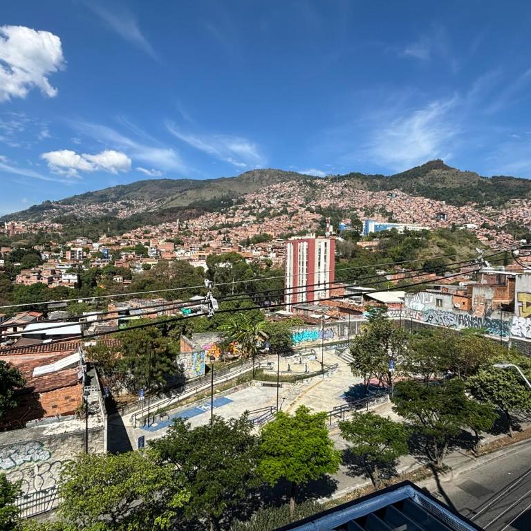 Apartamentos Virginia 34 -No contamos con recepción, ingreso autónomo - Estudio Superior - 3