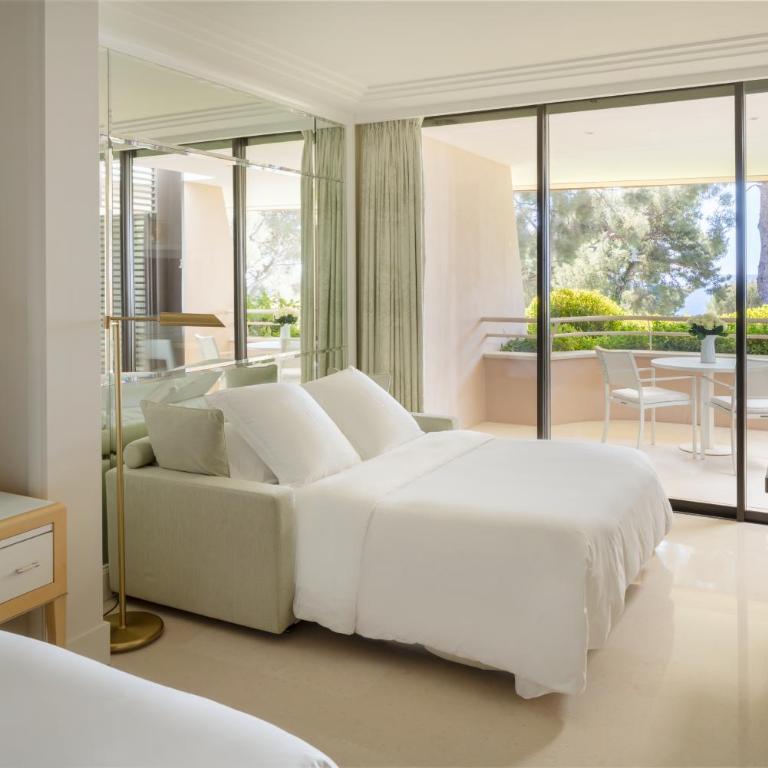 Grand-Hôtel du Cap-Ferrat, A Four Seasons Hotel - Chambre Lit King-Size Deluxe avec Terrasse - 6