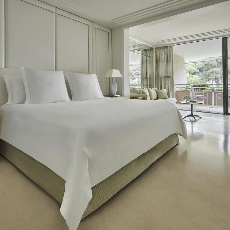 Grand-Hôtel du Cap-Ferrat, A Four Seasons Hotel - Chambre Lit King-Size Deluxe avec Terrasse - 4