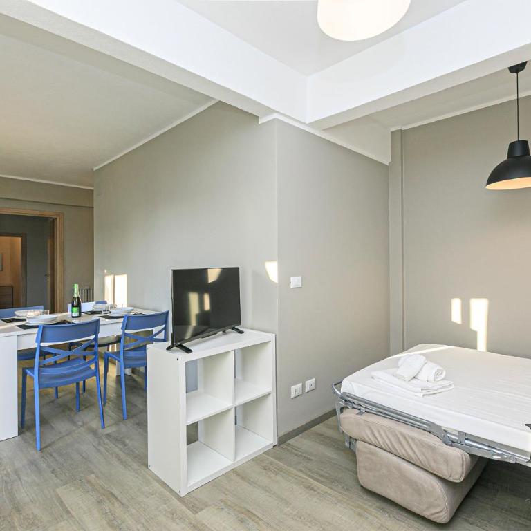 Penthouses with Parking in Palazzo San Paolo By ML WHITE HOUSE - Two-Bedroom Apartment with Balcony and Terrace - 4