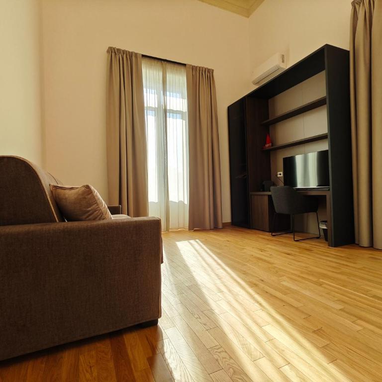 Tambasia rooms, Centro storico,Via Etnea - Suite with Terrace - 6