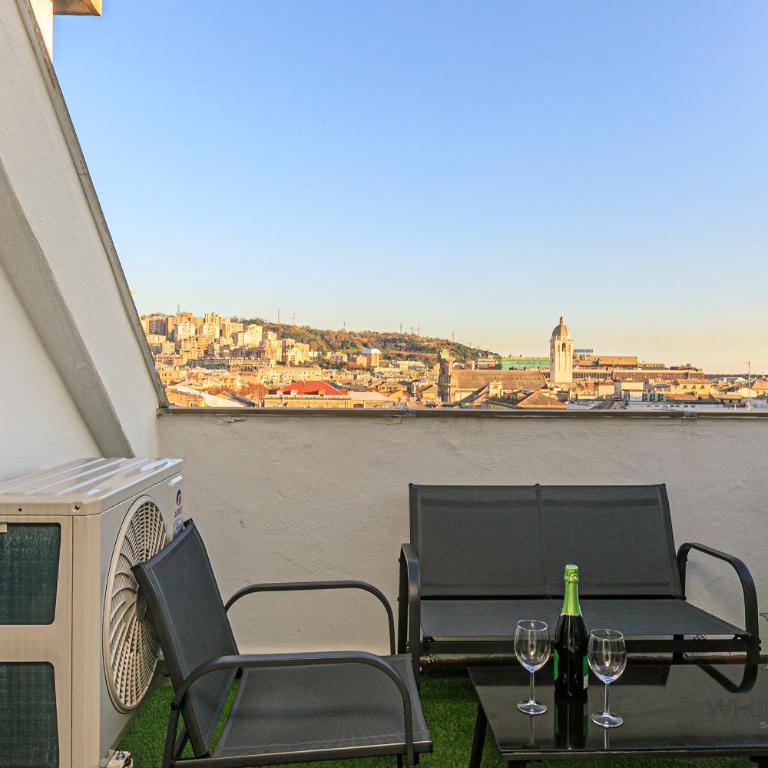 Penthouses with Parking in Palazzo San Paolo By ML WHITE HOUSE - One-Bedroom Apartment - 21