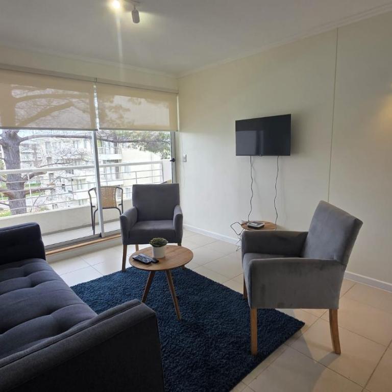 Oceana Suites El Tabo - Two-Bedroom Apartment with Pool View - 5