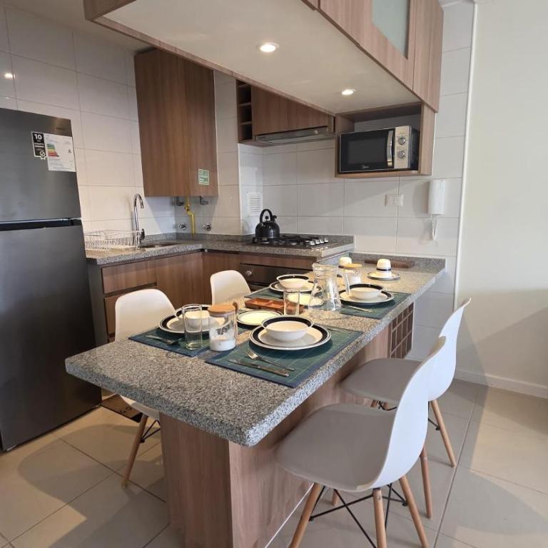 Oceana Suites El Tabo - Two-Bedroom Apartment with Pool View - 2