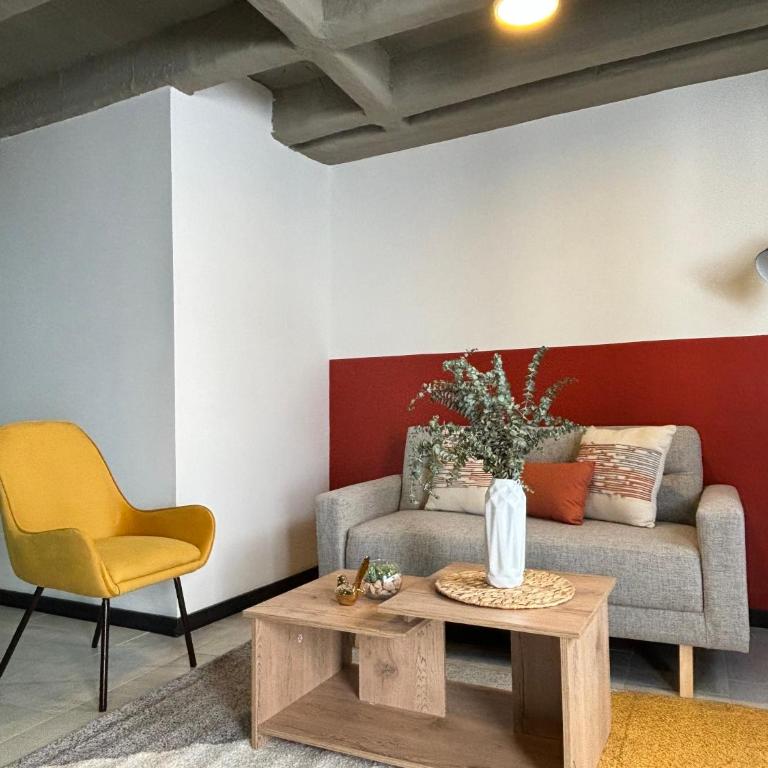 Apartamentos Virginia 34 - Two-Bedroom Family Apartment - 12