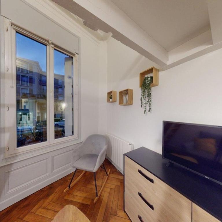 Charming beach apartement on Rue Frédéric Sauvage - Apartamento de 1 dormitorio - 7