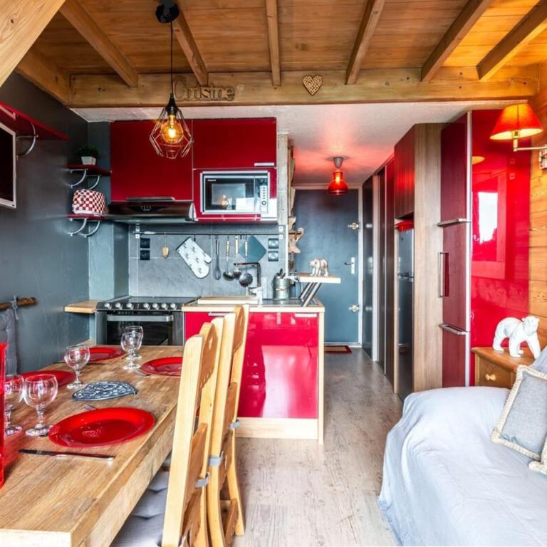 Slow Chalet MontBlanc Soleil sur les pistes Ascenseur Balcon Vue Parking - Appartement - 2