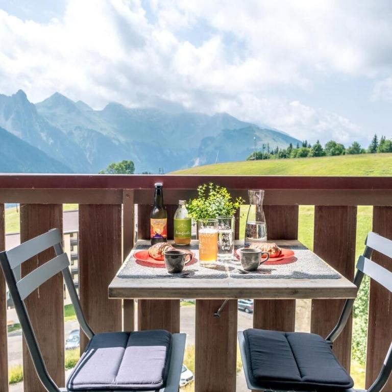 Slow Chalet MontBlanc Soleil sur les pistes Ascenseur Balcon Vue Parking - Appartement - 6