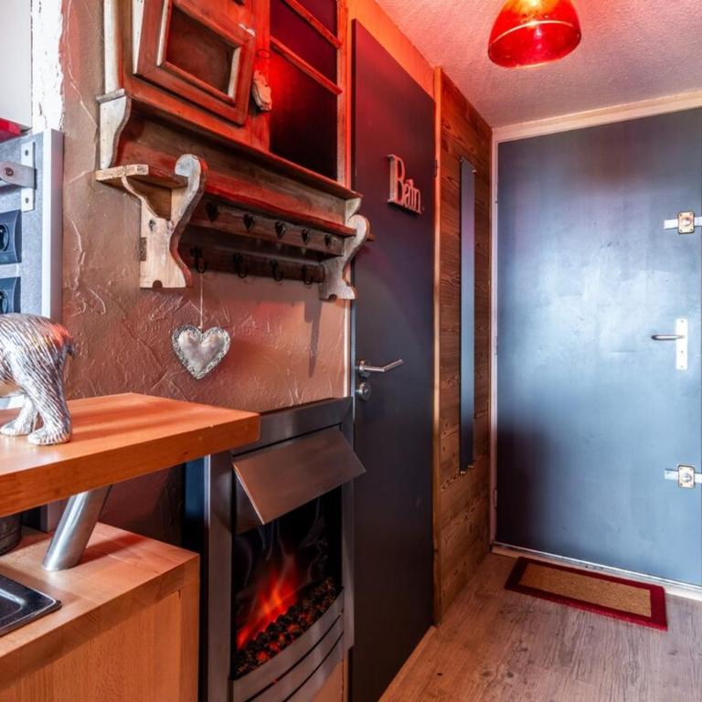 Slow Chalet MontBlanc Soleil sur les pistes Ascenseur Balcon Vue Parking - Appartement - 12