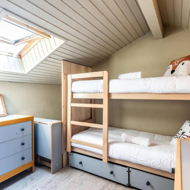 Slow Chalet MontBlanc Soleil sur les pistes Ascenseur Balcon Vue Parking - Appartement - 21