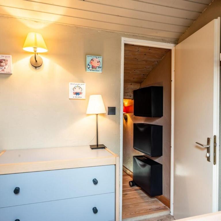 Slow Chalet MontBlanc Soleil sur les pistes Ascenseur Balcon Vue Parking - Appartement - 26