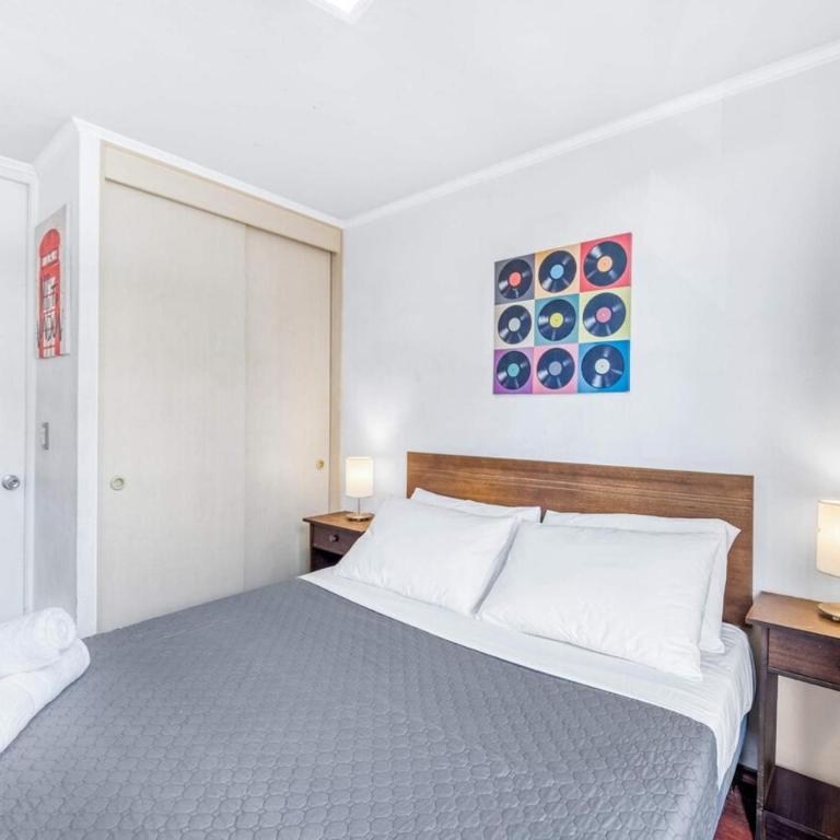 Nova Suite I - 1D - 3 people with Desk - One-Bedroom Standard Apartment - 5