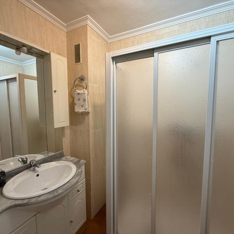 Apartamento en Luis Montoto, Nervión. Céntrico - Apartamento de 3 dormitorios - 34
