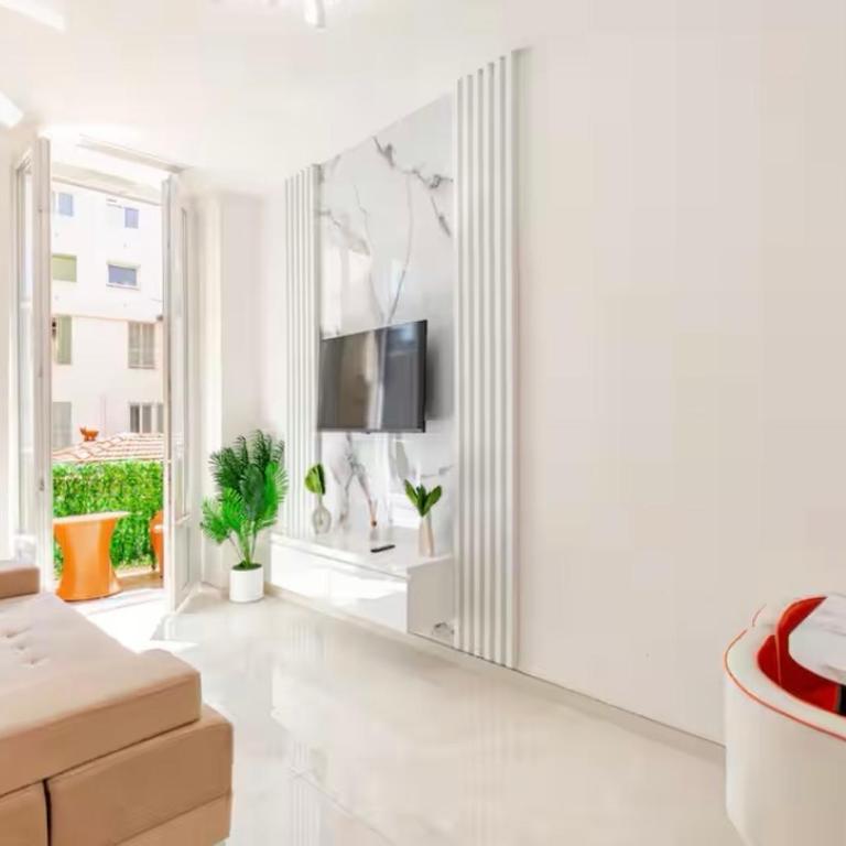 Appartement Luxe Nice Plage - Appartement 1 Chambre avec Balcon - 2