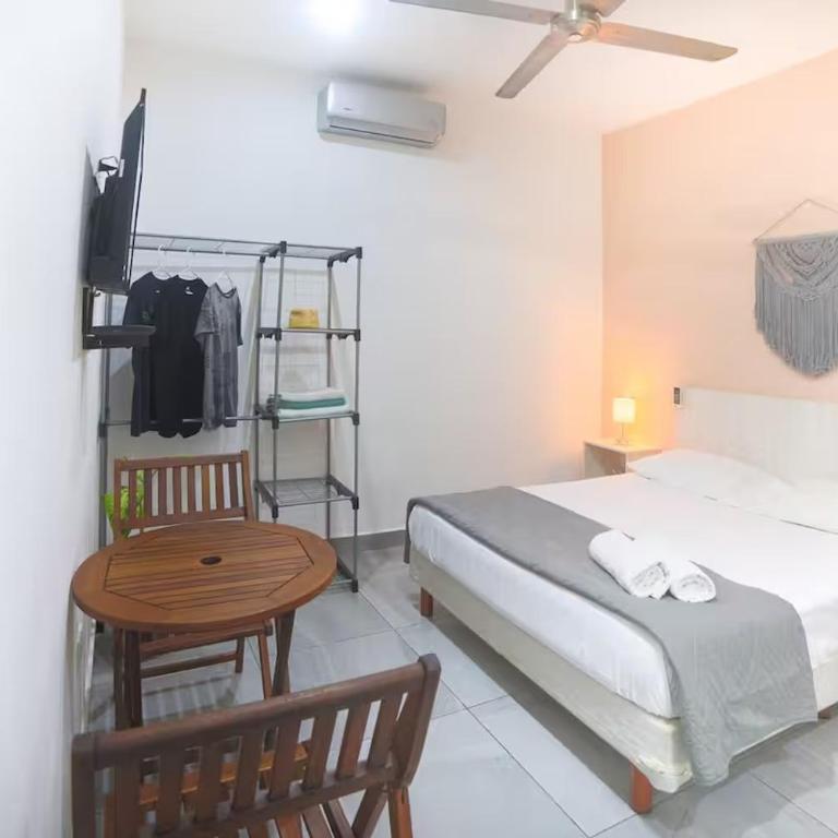 Almond Suites - One-Bedroom Apartment - 14